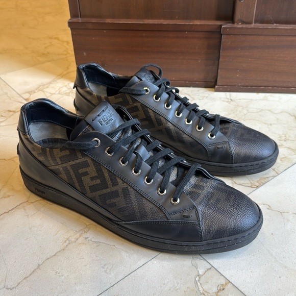 Authentic Men’s Fendi monogram shoes